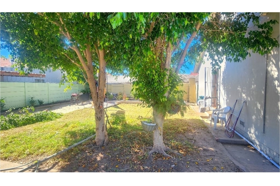 3 Bedroom Property for Sale in Esterville Western Cape